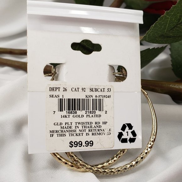 14K Gold Plated Hoop Earrings NWT - Picture 2 of 2